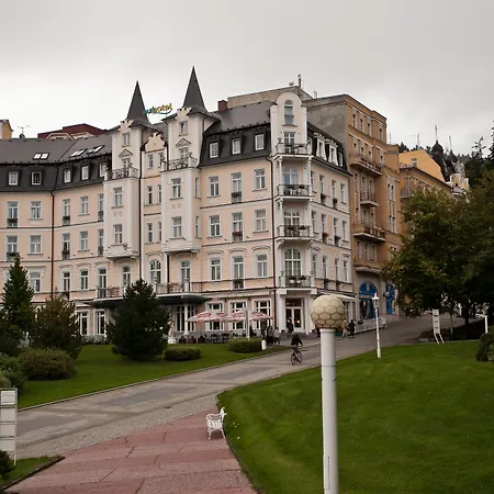 فندق Sun Palace Wellness Mariánské Lázně