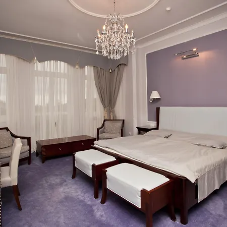 فندق Sun Palace Wellness Mariánské Lázně