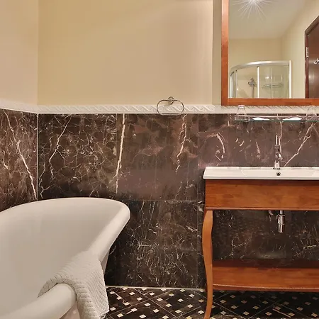 Sun Palace Wellness Hotel 4*