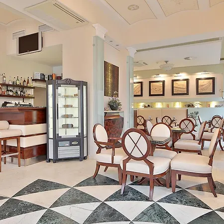 فندق Sun Palace Wellness Mariánské Lázně